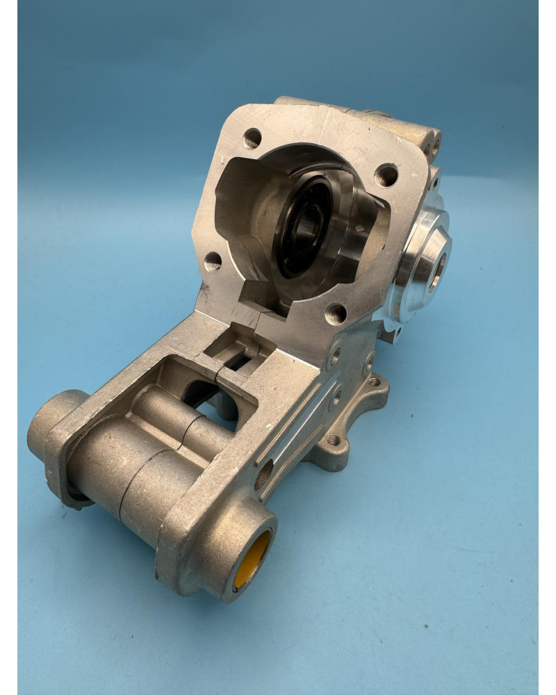 Carter Racing moteur complet  Peugeot 103 SP et MVL avec support moteur intégré .